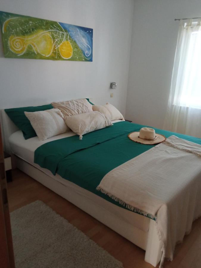 Apartments Tomic Vodice Eksteriør bilde