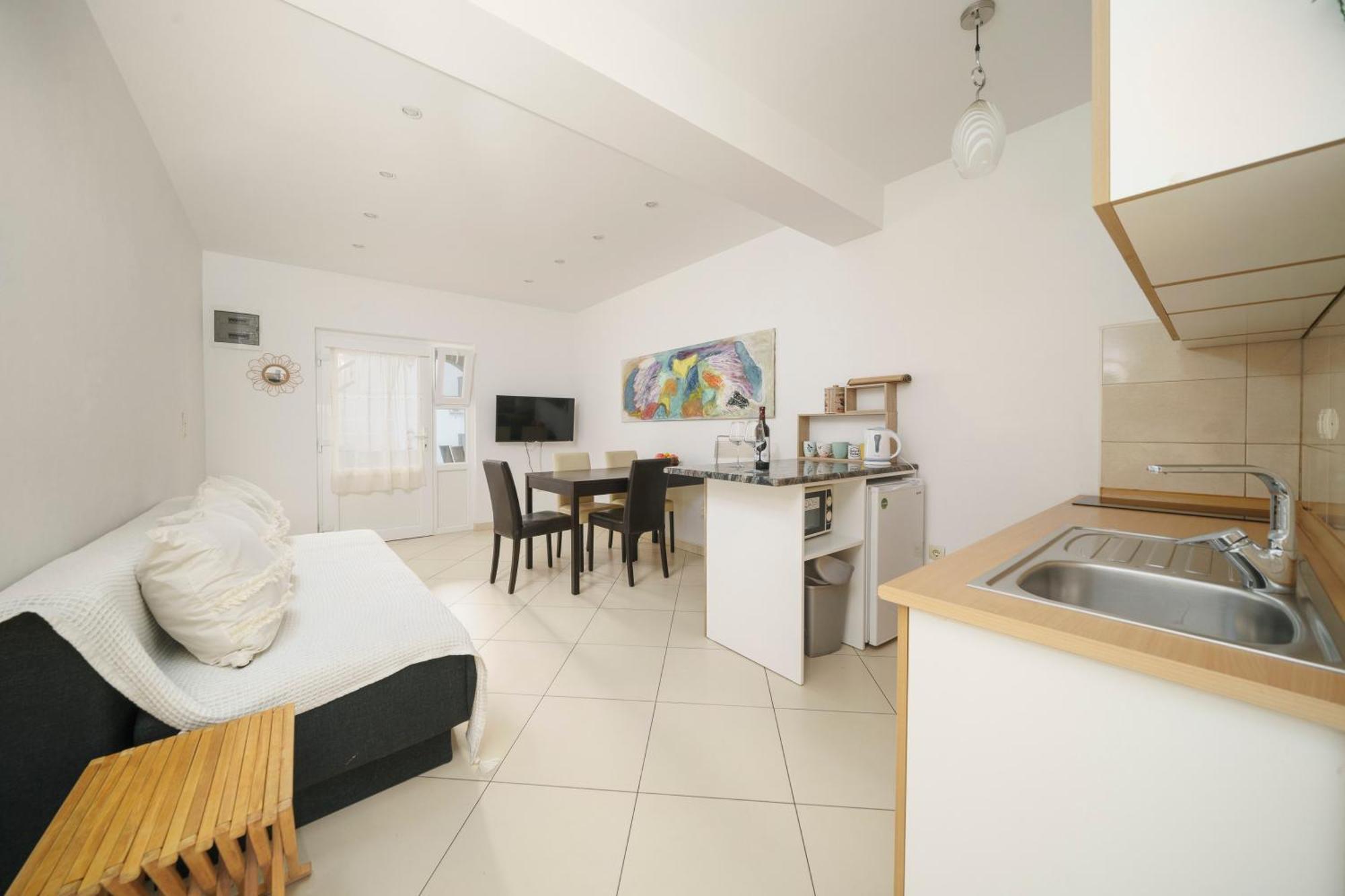 Apartments Tomic Vodice Eksteriør bilde