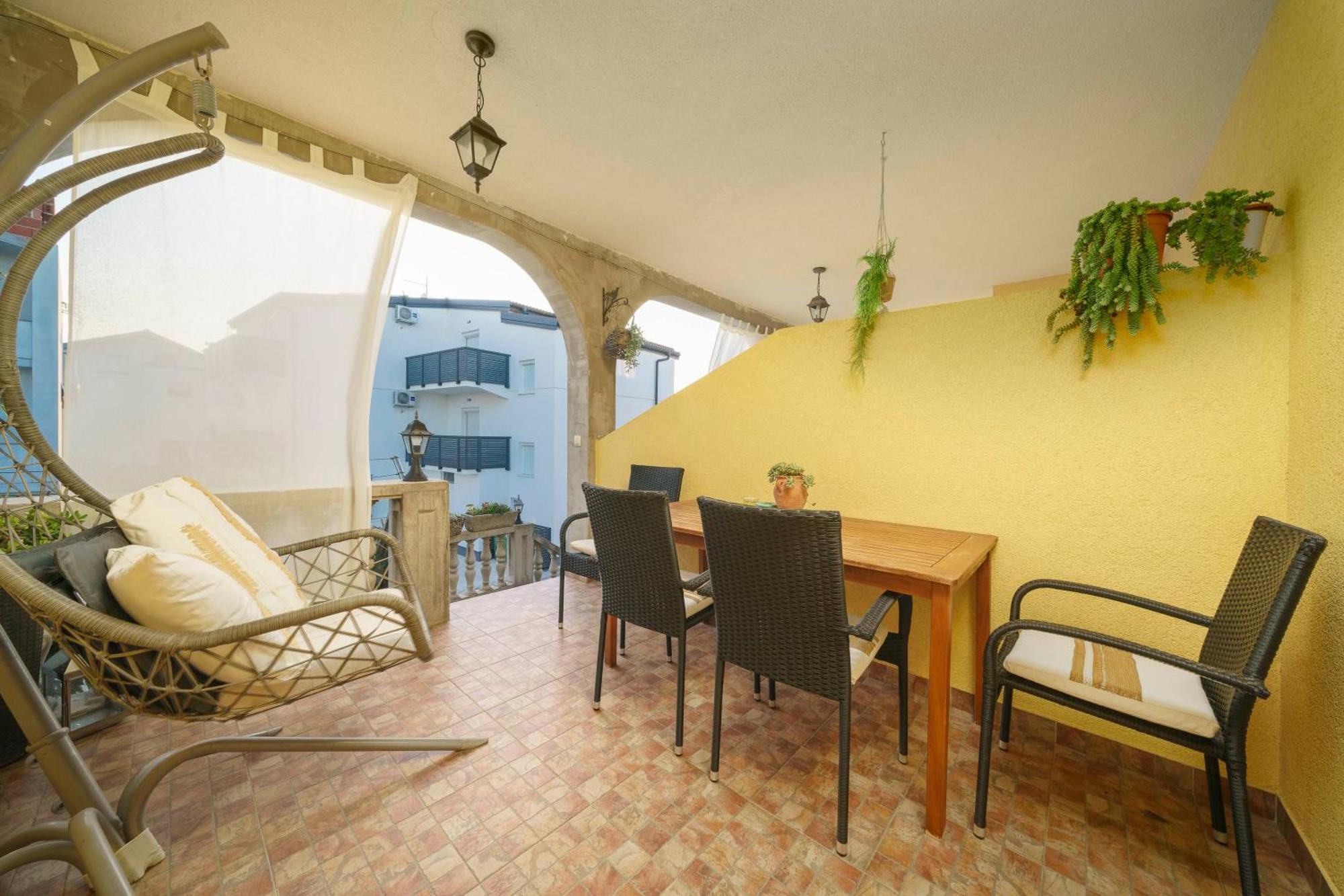 Apartments Tomic Vodice Eksteriør bilde